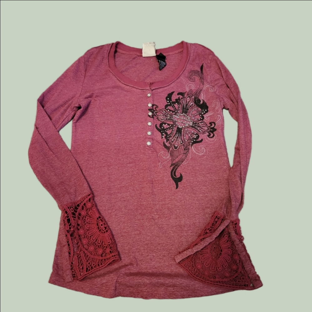 Harley-Davidson Women's Maroon Long Sleeve Top with Lace Details Size M